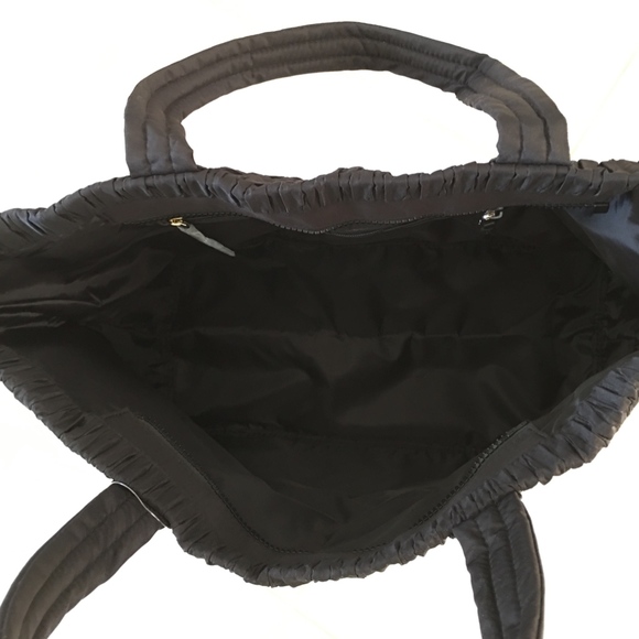 NEW Victoria's Secret Big Tote Bag Black Pleat - Picture 5 of 8